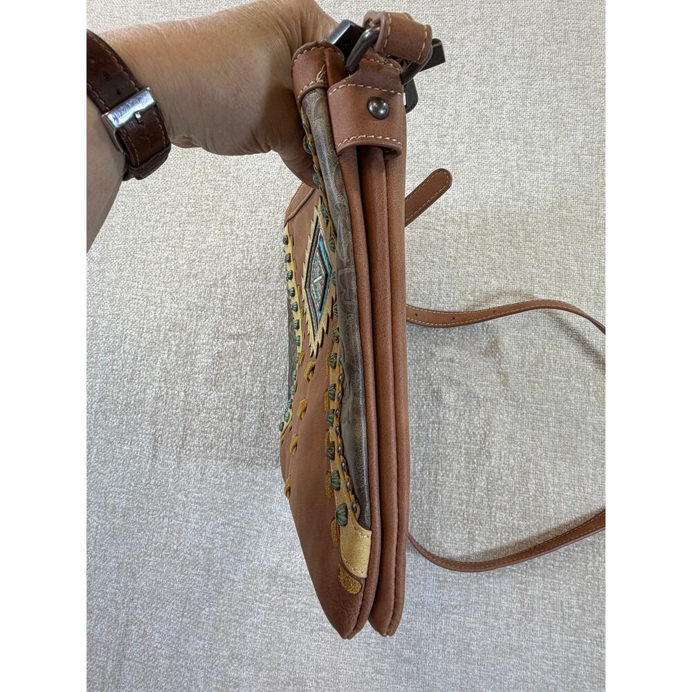 Montana West Women's Brown Faux Leather Southwest Crossbody Purse Bag Western - Picture 9 of 13